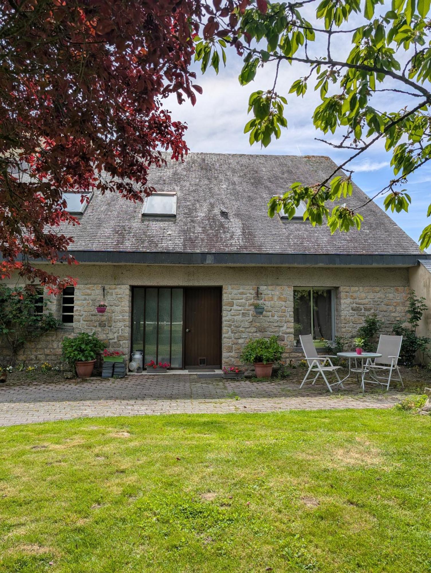 Bed and Breakfast A L Ombre Du Mont Saint Michel Huisnes-sur-Mer Exterior foto