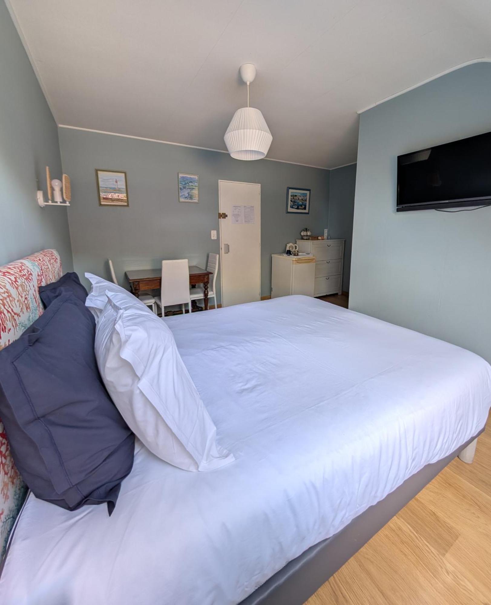 Bed and Breakfast A L Ombre Du Mont Saint Michel Huisnes-sur-Mer Exterior foto