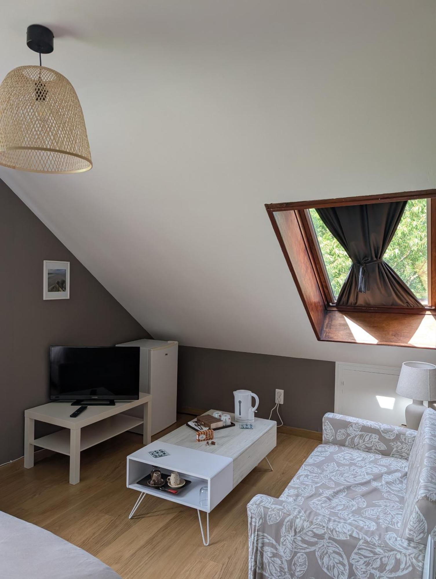 Bed and Breakfast A L Ombre Du Mont Saint Michel Huisnes-sur-Mer Exterior foto