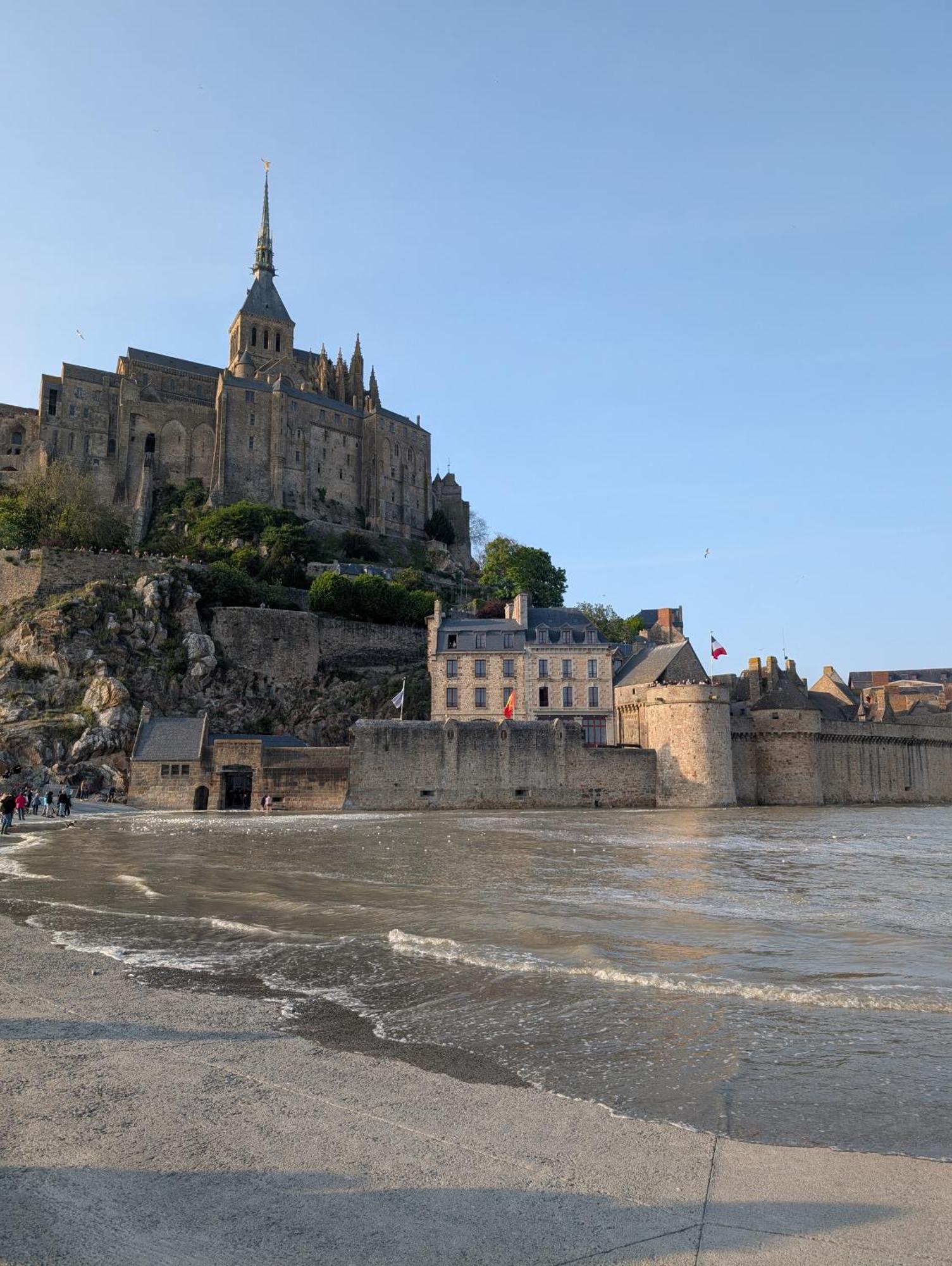 Bed and Breakfast A L Ombre Du Mont Saint Michel Huisnes-sur-Mer Exterior foto