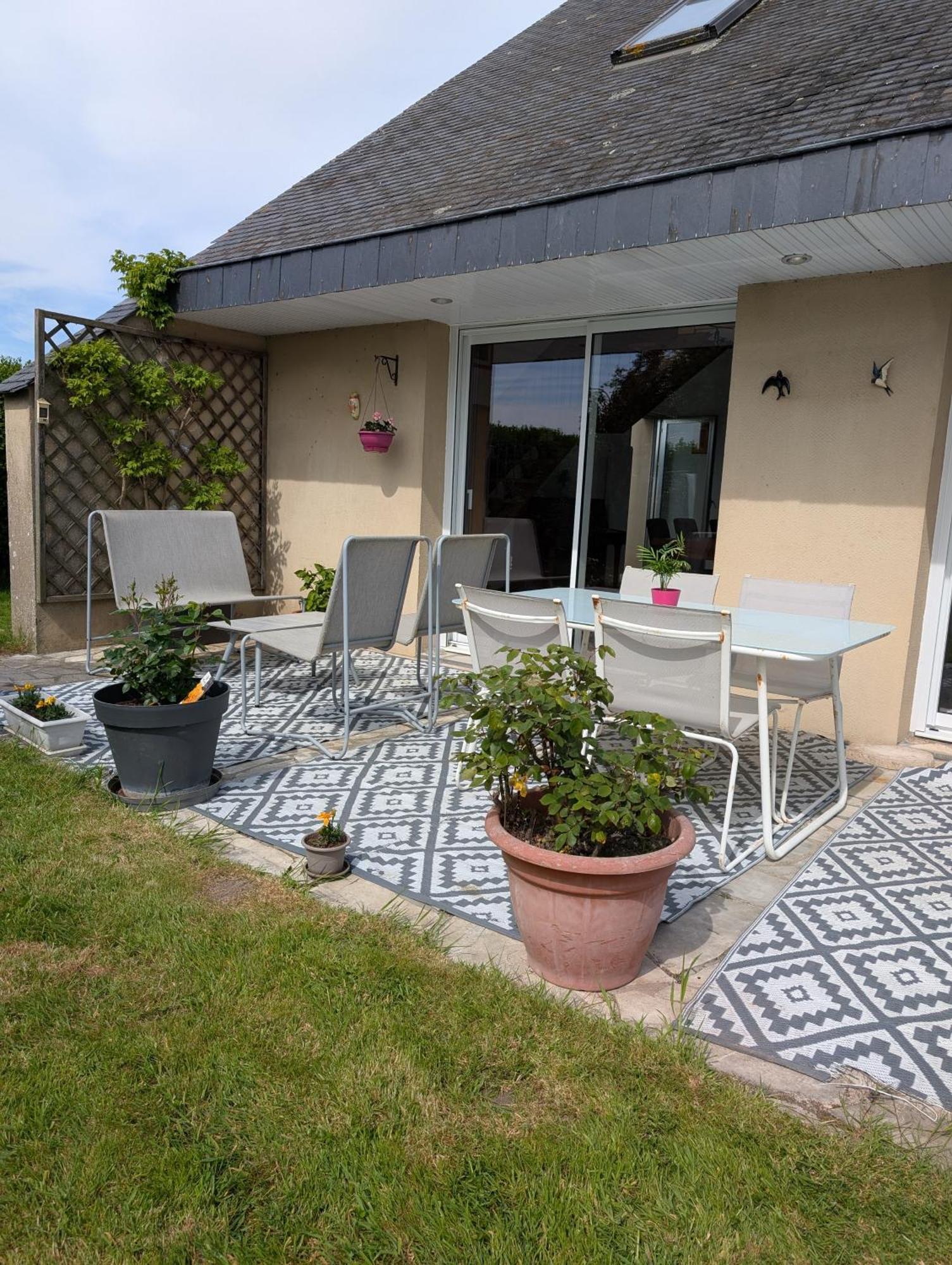 Bed and Breakfast A L Ombre Du Mont Saint Michel Huisnes-sur-Mer Exterior foto